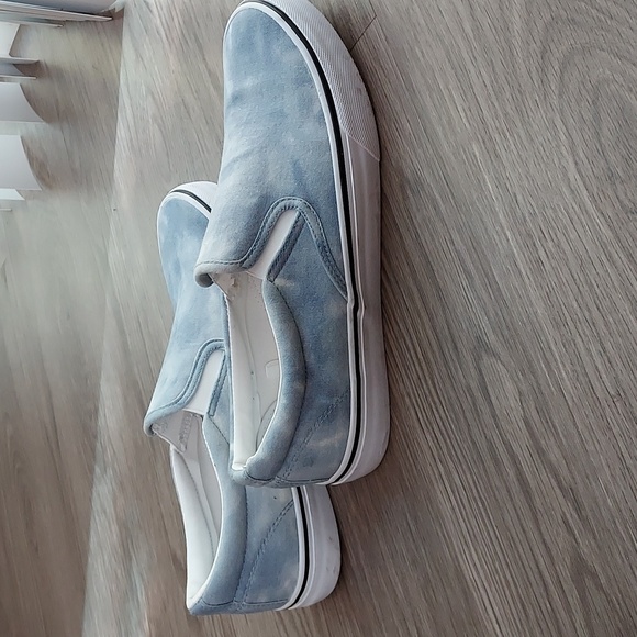 No Boundaries memory foam slip on shoes 9 1/2 blue white black trim - Picture 3 of 12